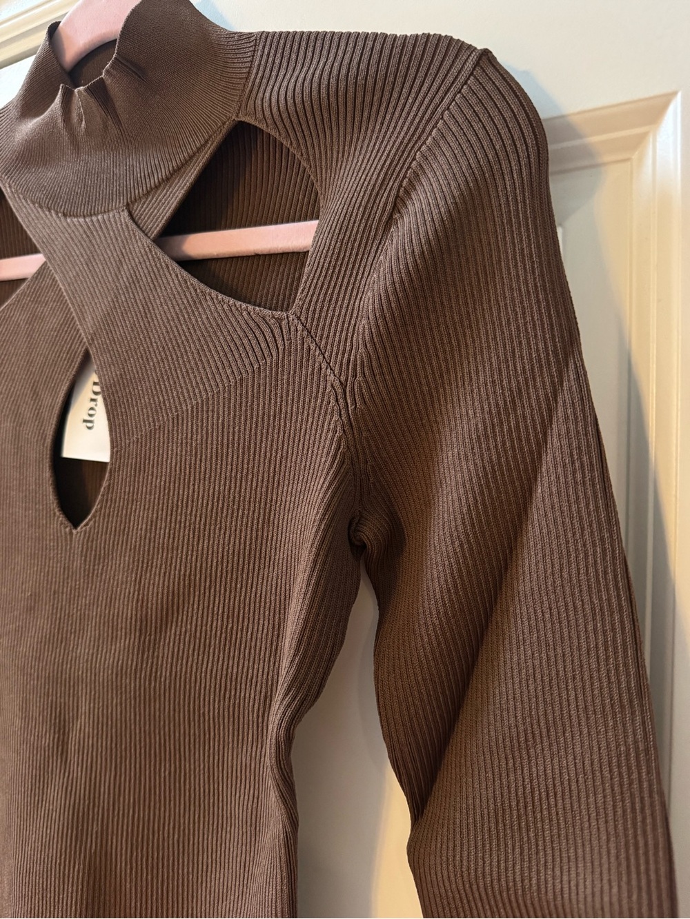 The Drop Ribbed Cutout Sweater Mock Neck Coffee Brown NWT Small Dark Academia - Picture 5 of 6